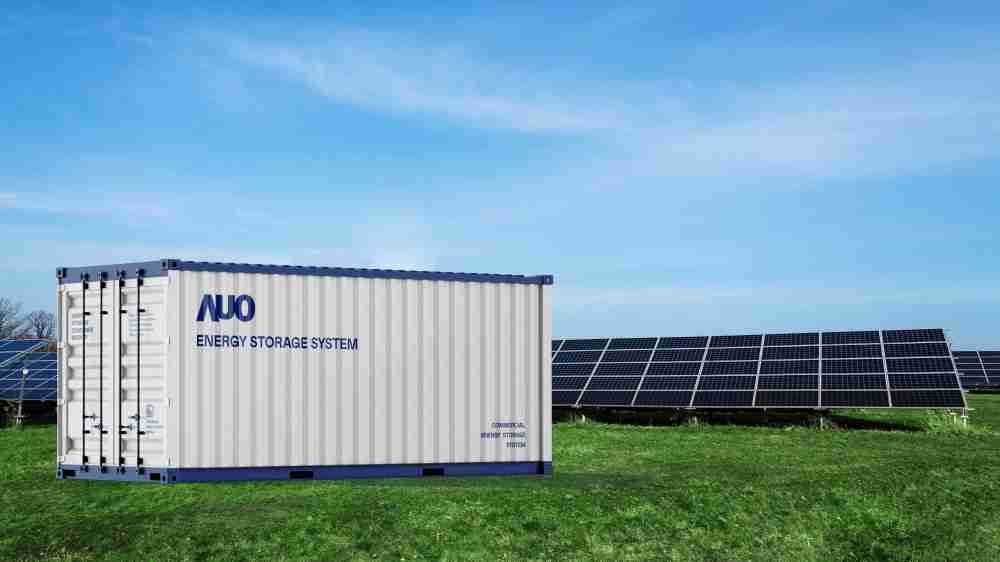 2121非凡透过AI数据管理，，，提供不同类型用户进行储能与能源管理，，，，达到再生能源管控调度成效